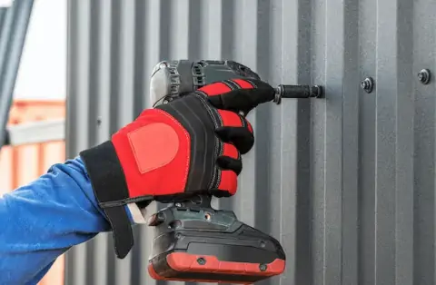 Travaux de zinguerie - Perreux